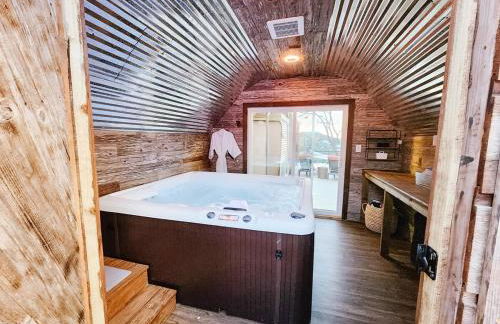 Hilltop Lakeview Hideaway- 2BR 2BATH with romantic sunsets - Foto 48