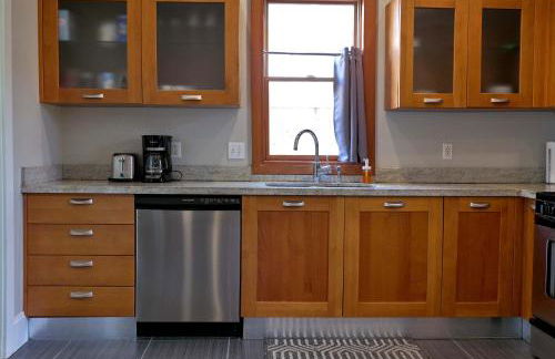 Beautiful Historic Downtown Pensacola Charmer - Hot Tub - Foto 16