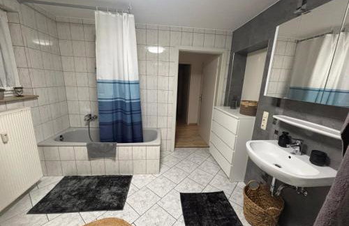 Eifelruhe 3 in Hellenthal - ideal für Familien und Paare mit Hund - voll ausgestattete Küche und zwei Schlafzimmer - Photo 8