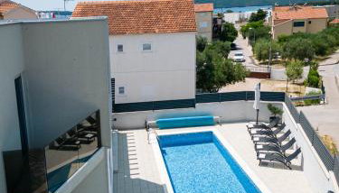 Villa Lumaka Sun - Amazing Home In Brodarica with 4 Bedrooms, Wifi, Outdoor Swimming Pool and Heated Swimming Pool - Foto 3