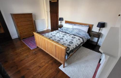 Comfy home for 4-5 people with garden near uni & QMC 2 nights minimum - Foto 9