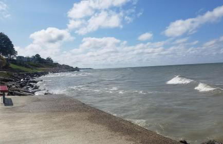 Lake View Cottage on Lake Erie - Foto 1