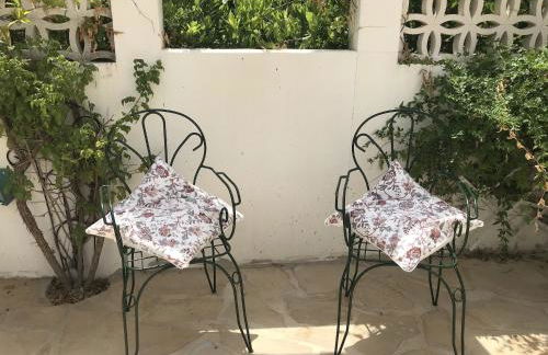 Mediterranean Escape with Garden - Foto 27