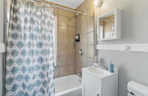 Newly Renovated 2BR by SU, Zoo, Destiny & Downtown - Foto 20