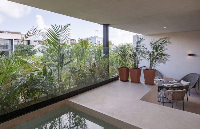 Two Bedroom Luxury Apartment by TuLuna - Photo 41