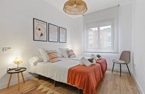 Picasso, para 6 personas, espacioso piso de diseño - Foto 6