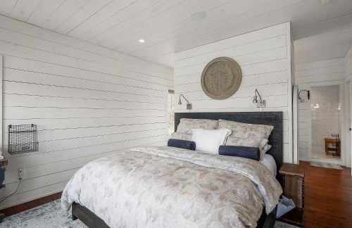 Central Perk - Pet Friendly, Luxury Cabin Feel, Kayaksand Coffee! - Foto 23