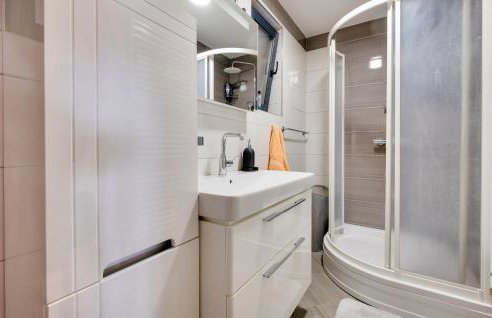 Gorgeous Home In Plesivica With Sauna - Foto 26