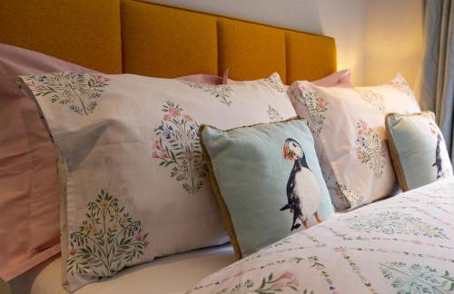 Stylish Studio-Walk to Windsor/Eton/Thames with Car Park - Foto 3