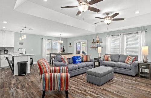 Coral Cabana - 3BD 2BA Home Close to Beach w/ Optional Golf Cart! - Foto 58