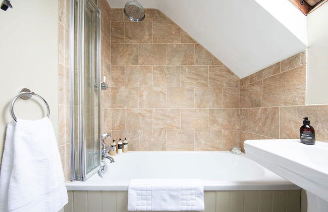 Cosy Cottage in Beautiful South Downs Walk 2 Pub - Photo 25