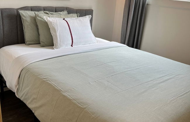 Dt 1bed 1bath Cozy Suite 8 Min Walk To Arena - Photo 4