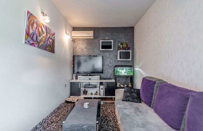 Cool Cozy Apartment - Photo 1