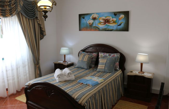 3 Bedroom Apartment in a Ground Floor of a Vila Wseparate Kitchen Living Room - Foto 10