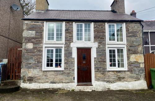 Snowdrop Stone Detached Cottage - Photo 1