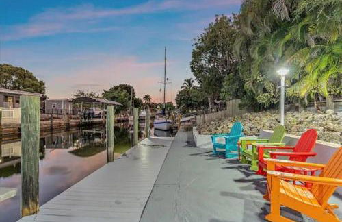 CANAL FRONT! Bring or rent a boat, near AMI/IMG. - Foto 33