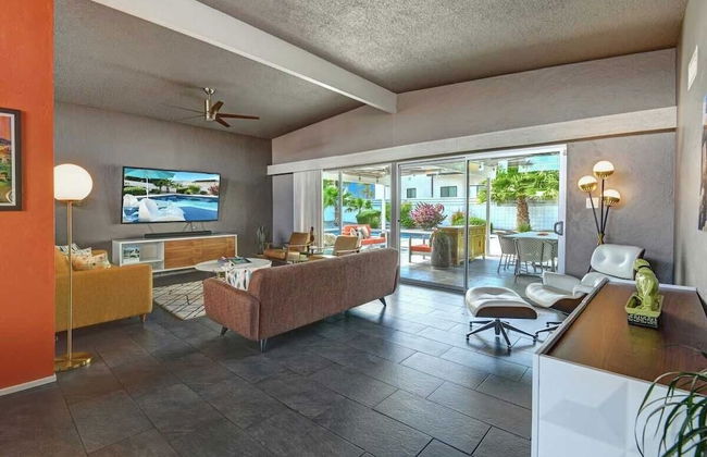 Biskra by Avantstay Classic Palm Springs Getaway W/outdoor Living&pool! Permit#4869 - Foto 6
