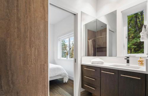 Bayview Modern Luxury by the Lake - Foto 44