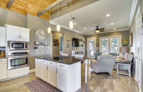 Walk to Beach Stunning Gulfport Getaway - Foto 11