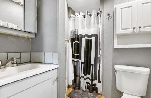 Charming Retro Property 6 - Photo 6