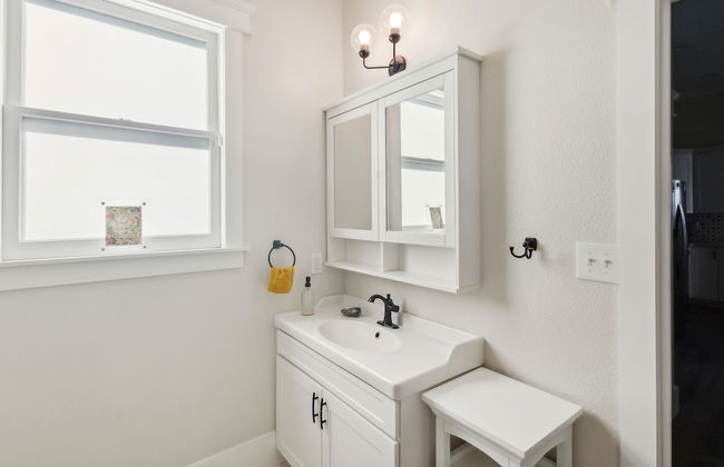 Historic 1918 Tampa Home With Modern Comforts & Charm 2 Bedroom Home by RedAwning - Foto 21