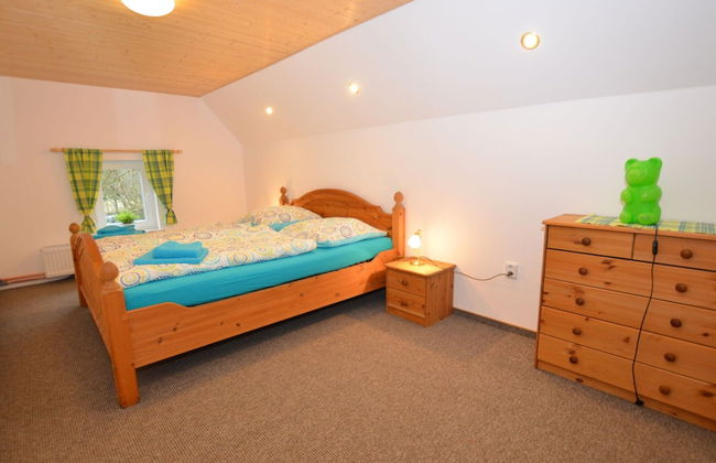 Chalet in Ore Mountains Near Ski Slopes - Foto 4