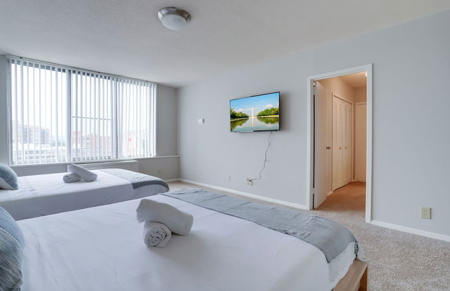 Bright Comfort in DC Apts - Foto 29