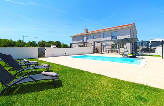 Elegant Villa With Private Pool in Bale - Foto 29