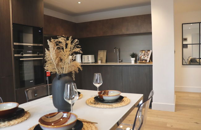 Luxury 2 Bed Apartment Vauxhall, Balcony, Sleeps 6, Central London - Open for Business stays, Long Stays, Families Relocating - Foto 43