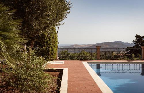 The Quintessential Cretan Villa - Photo 16