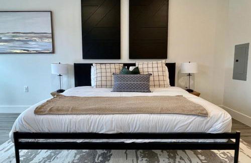 Elevator-Downtown View-Garage-King Bed-Laundry - Foto 6