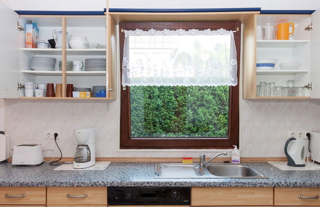 Ruhiger Bungalow am Hennesee mit Terrasse - Photo 3