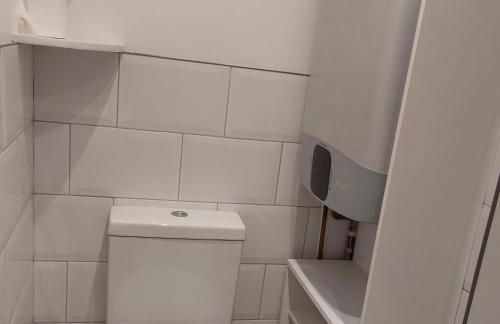 Charming 1 bedroom self-contained first floor flat - Foto 7