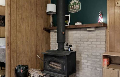 Serene Riverfront Cabin Haven near South Branch Potomac River in West Virginia - Foto 20