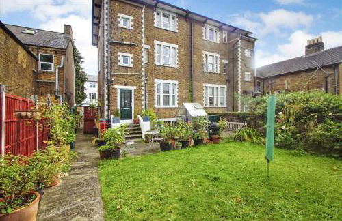 1 Bedroom garden flat City Central Slough near Windsor - Foto 18