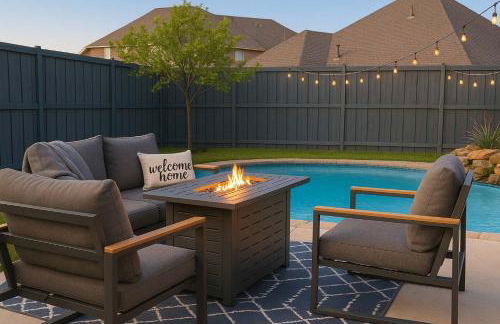 Vibrant Texas Escape - 5BR, Pool & Hot Tub - Foto 2