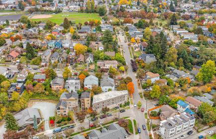 The Cloudbreak Townhome - 88 Walkscore! - Foto 4