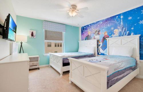 Large Themed Pool Home at Windsor at Westside - Photo 36