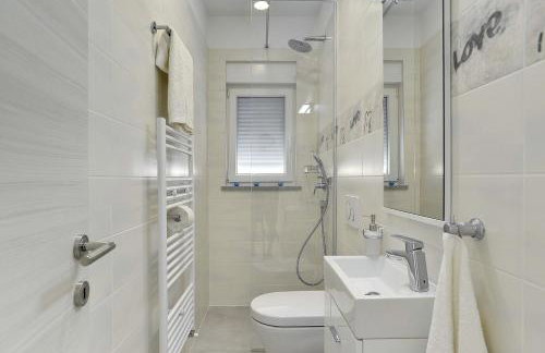 Traumhafte Villa mit privatem Pool, Sauna, Meerblick - Photo 23