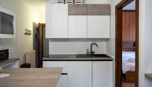 La Casa degli Sbilfs - Wi-Fi, Netflix e Garage Box , a 2 minuti dal Monte Zoncolan - Foto 5