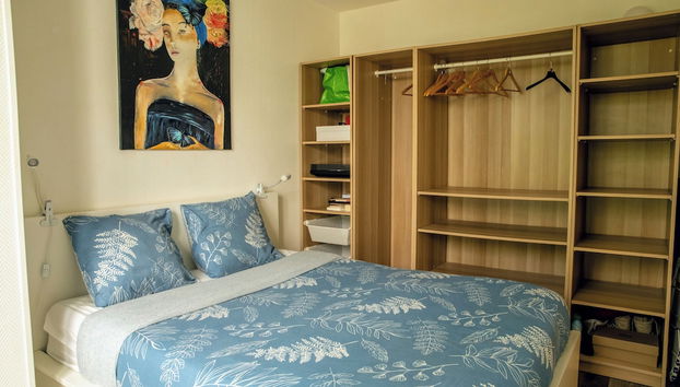 LOGEMENT DE CHARME - RÉPUBLIQUE TEMPLE - Foto 2, Habitación