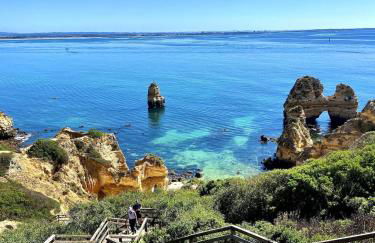 NOVO! Apartamento junto à praia com piscina - Foto 16