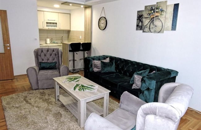 Apartman 1 Lux S V Istocno Sarajevo Lukavica Hilandarska Centar - Foto 17