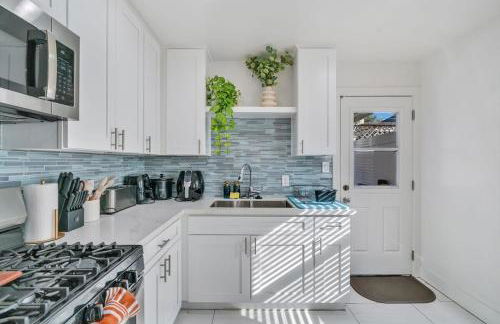 Close to Downtown! Private Yard, Fire Pit,Games - Photo 7