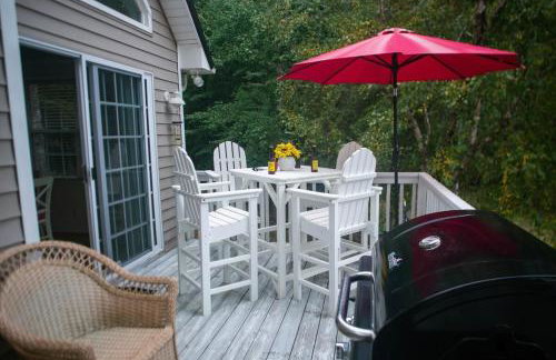 Serene Lakefront Home with Hot Tub and Boat for Rent! - Foto 45