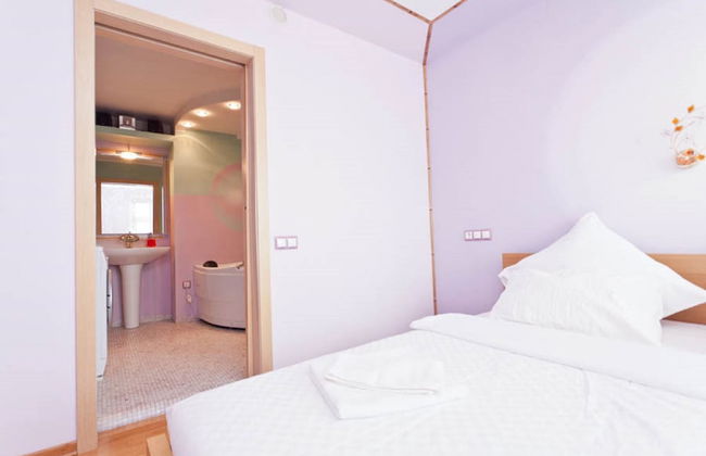 LUXKV Apartment on Bibliotechnaya - Photo 3