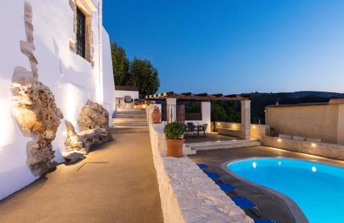 Penthe Manor House, Rustic Secret Retreat, By ThinkVilla - Photo 17