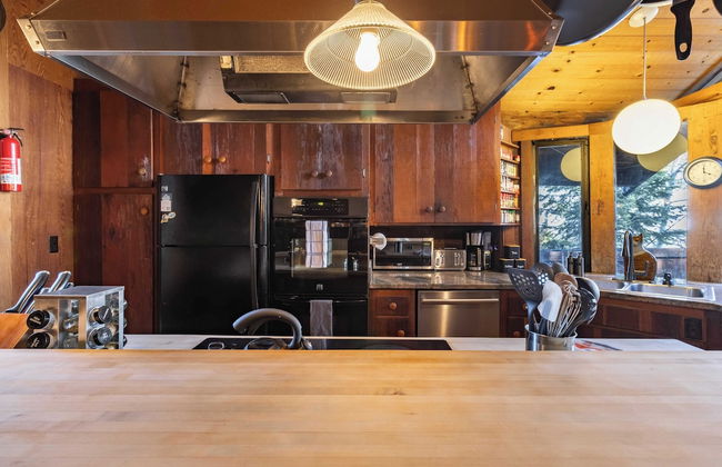 Mt. Jola by Avantstay A 5-minute Walk Away to Palisades and Lifts - Photo 21