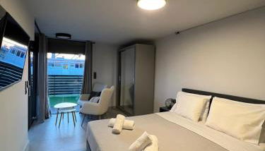 Loft Spa Greece - Enjoy our Jacuzzi & Hammam - Foto 5, wardrobe