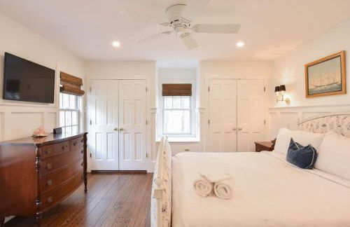 Pond-Front Home w Water Views - Foto 21